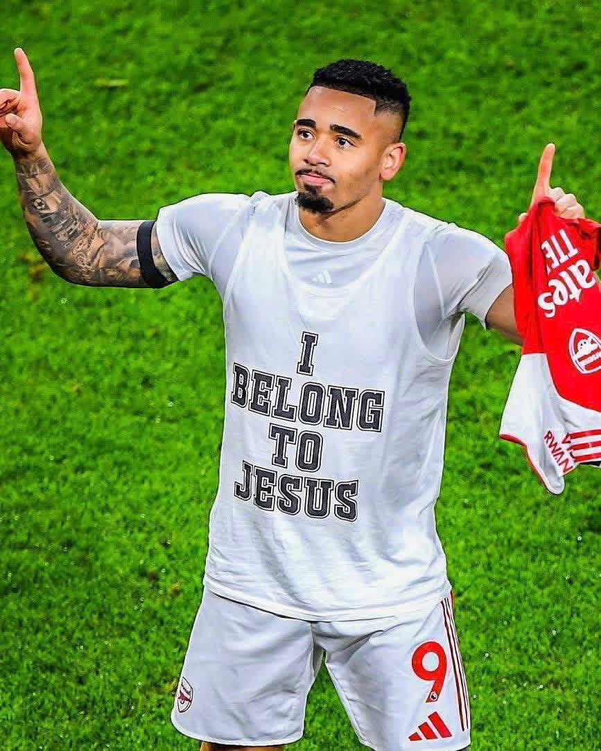 S0M!ECIT¥ tweet media