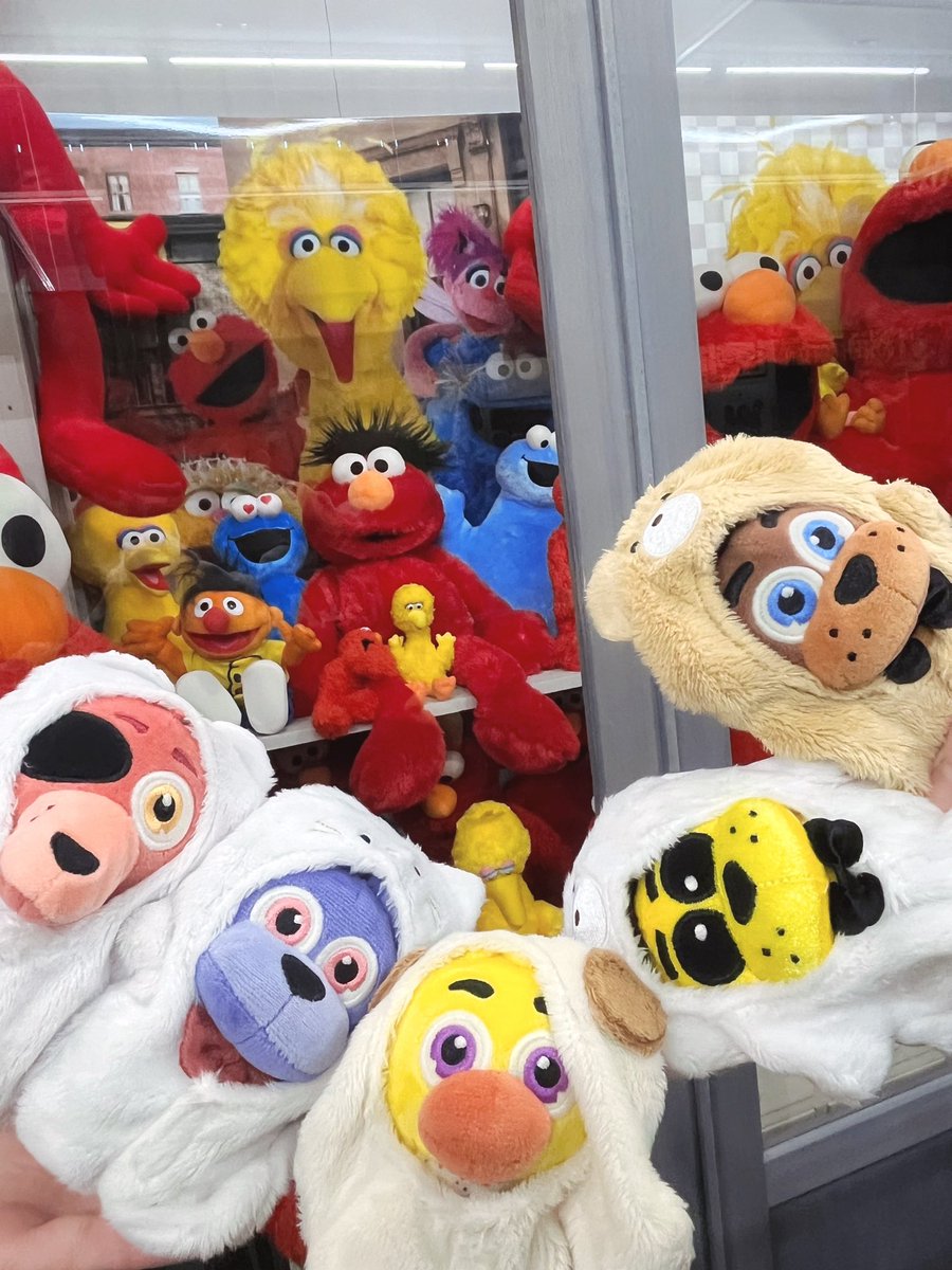 𝔼ℝ𝕀ℕ𝔸🐻‍🍕 tweet media