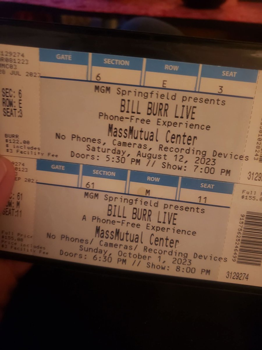 BiZ HiT tHe NeT tweet media