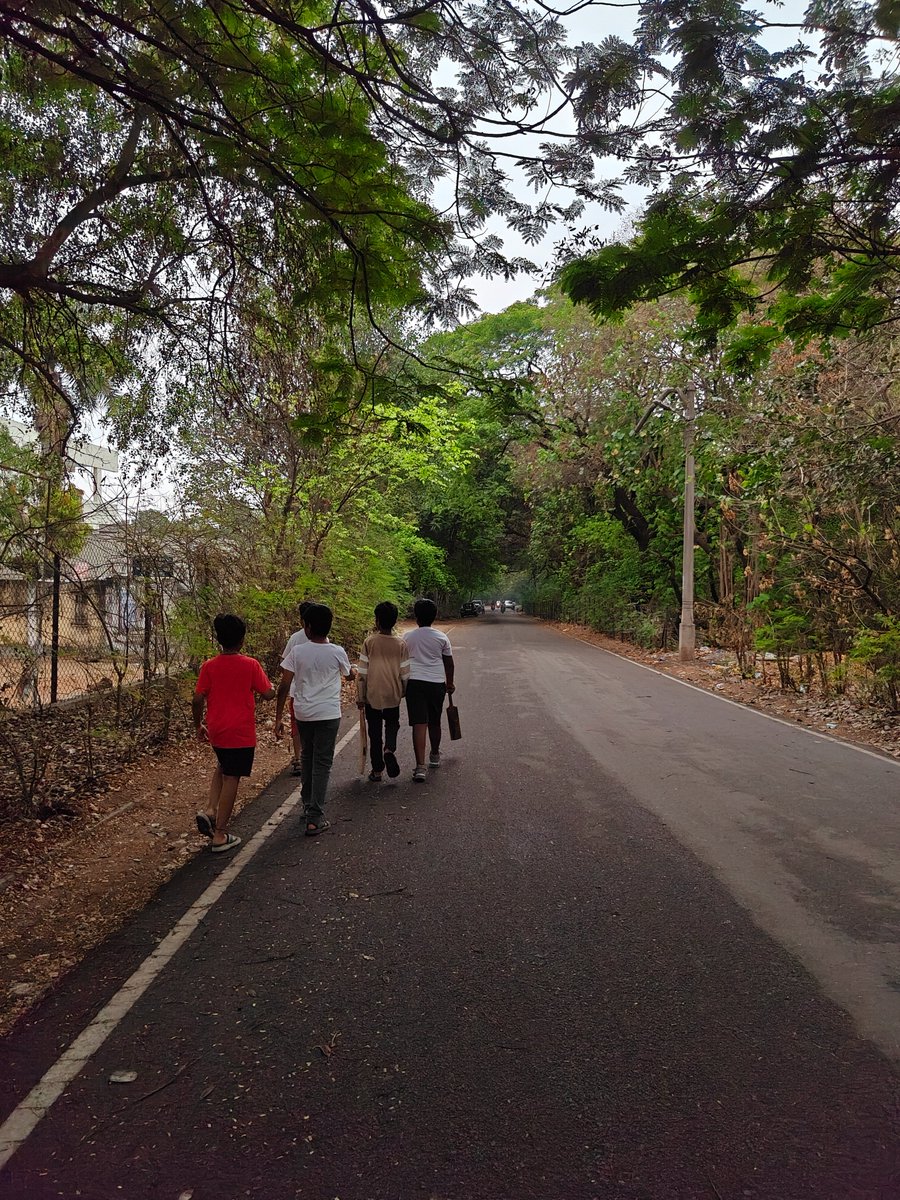 Team <a href="/am/">a</a>