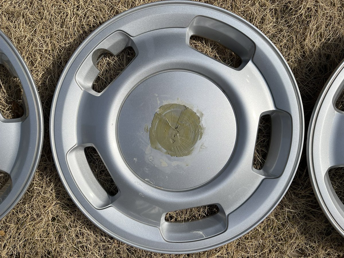 Sügапo tweet media