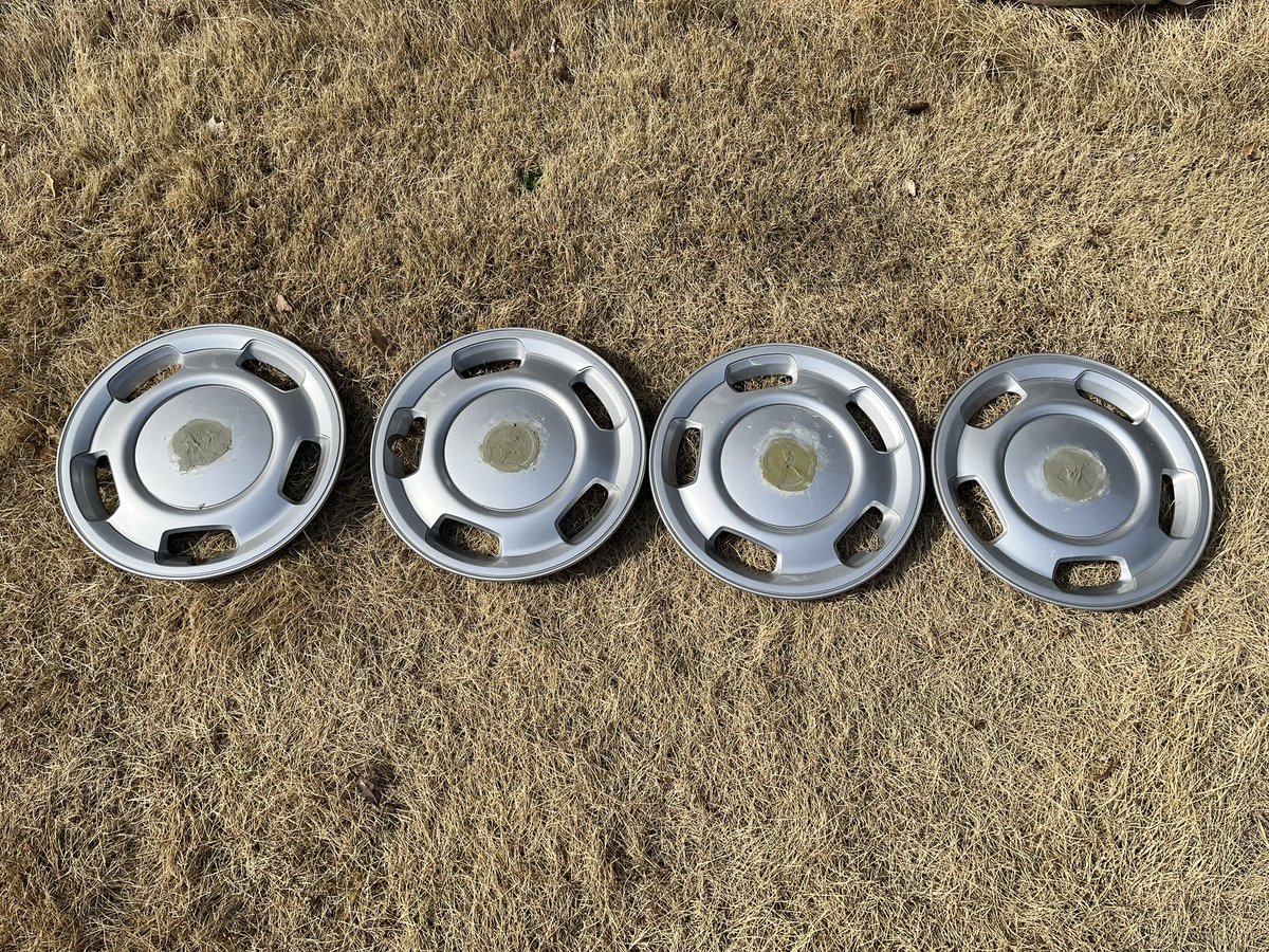 Sügапo tweet media