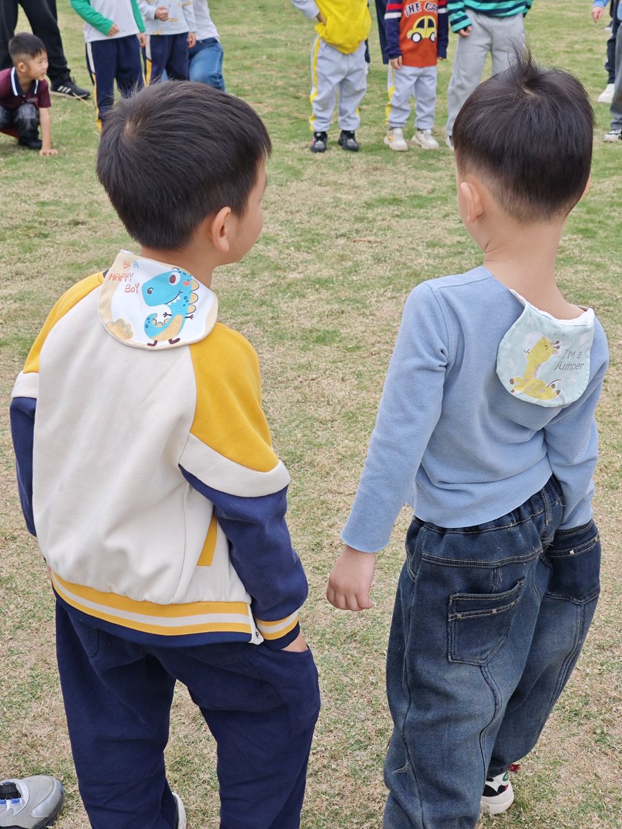 白给的小菜 tweet media