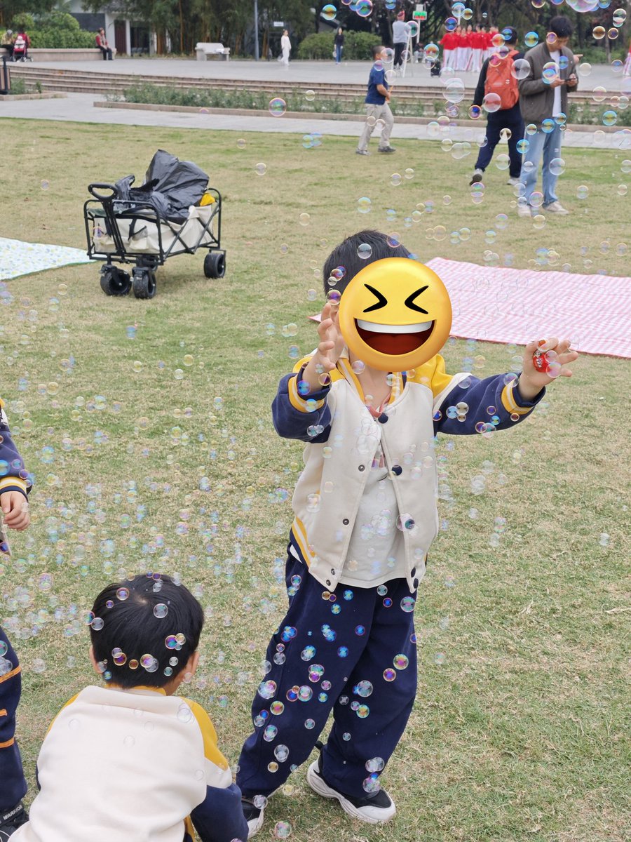 白给的小菜 tweet media