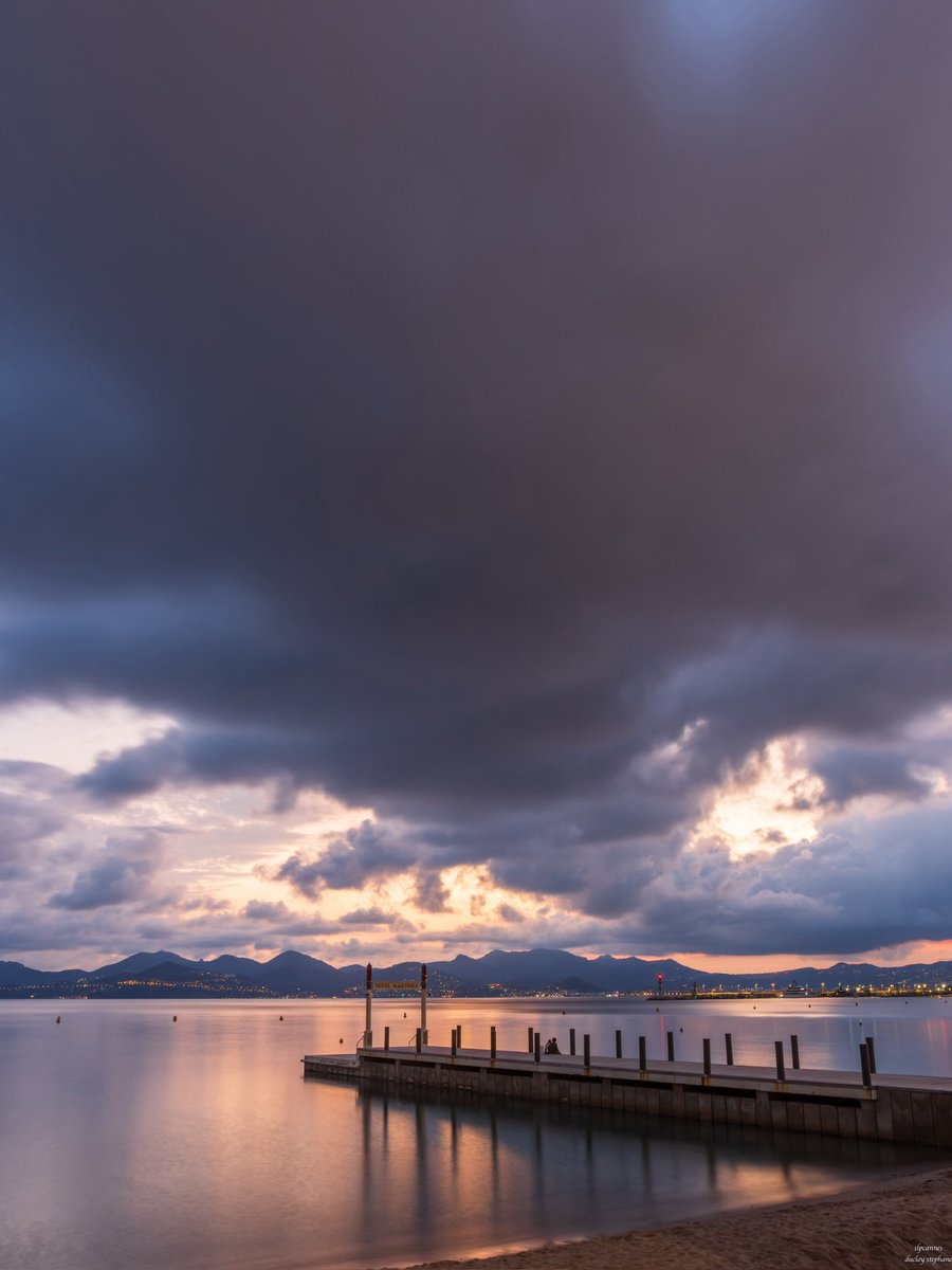 inout-cotedazur tweet media