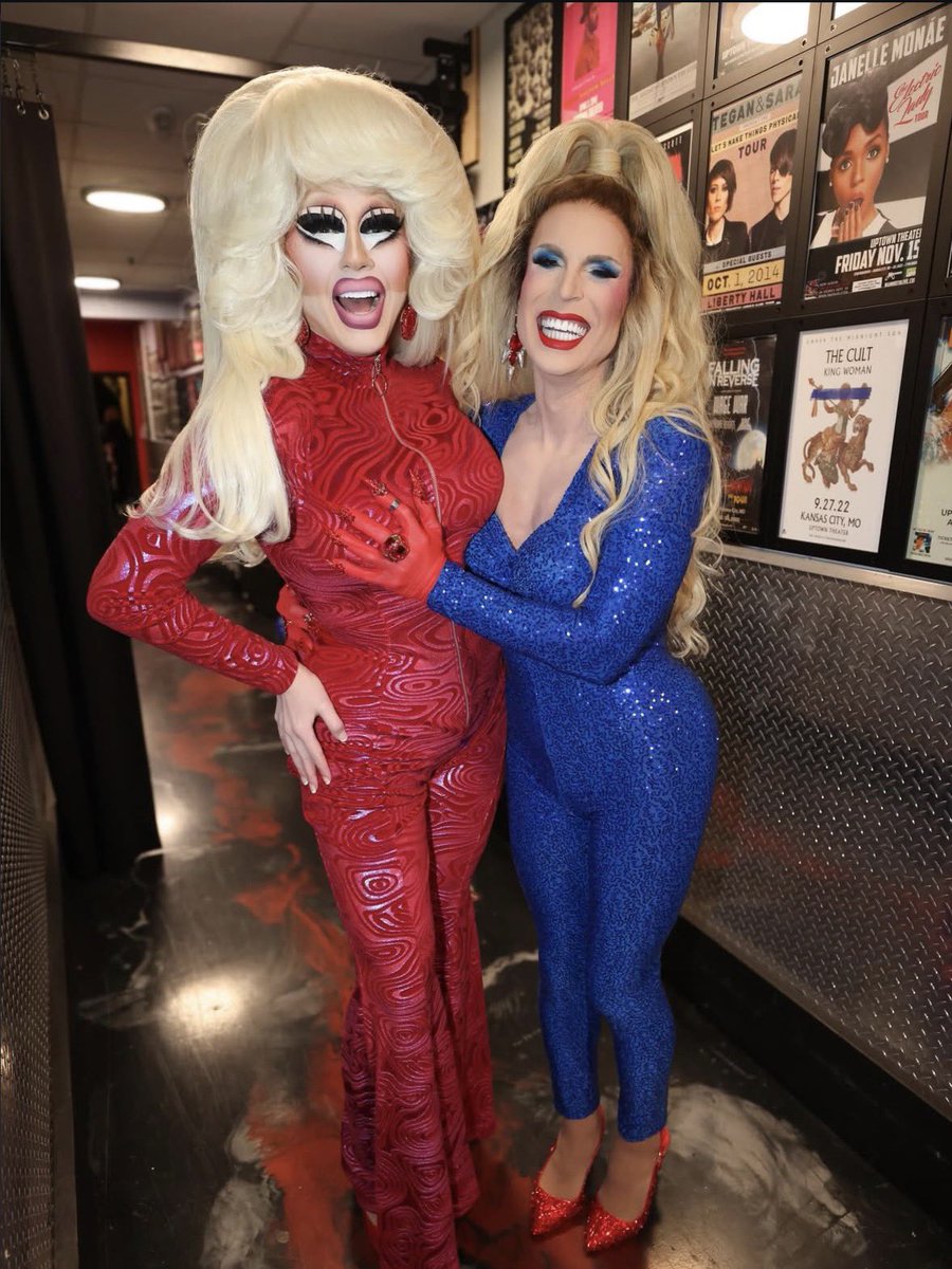 Drag Crave tweet media