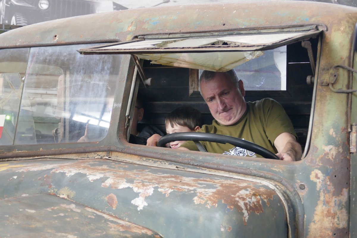 Yuri Pasholok tweet media