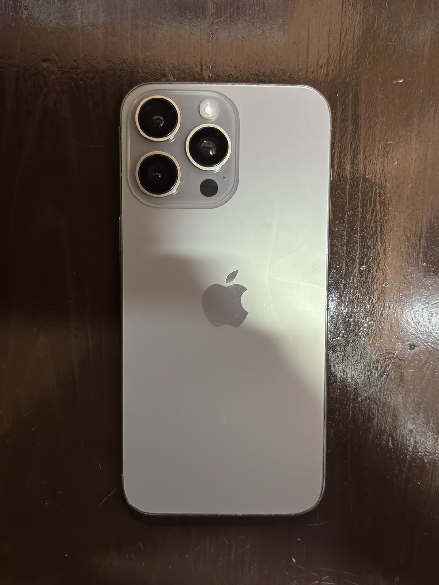 svtshongsam's tweet photo. wts wtt lfb lft ph
ip15 pm iphone 15 pro max 256gb
₱26,500 payo
— w/ five phone cases mostly unused
— see reply below for the condition
— rfs: used only for the svt new concert, need funds
📍strictly meetup around metro manila only https://t.co/j1RApPHFQU