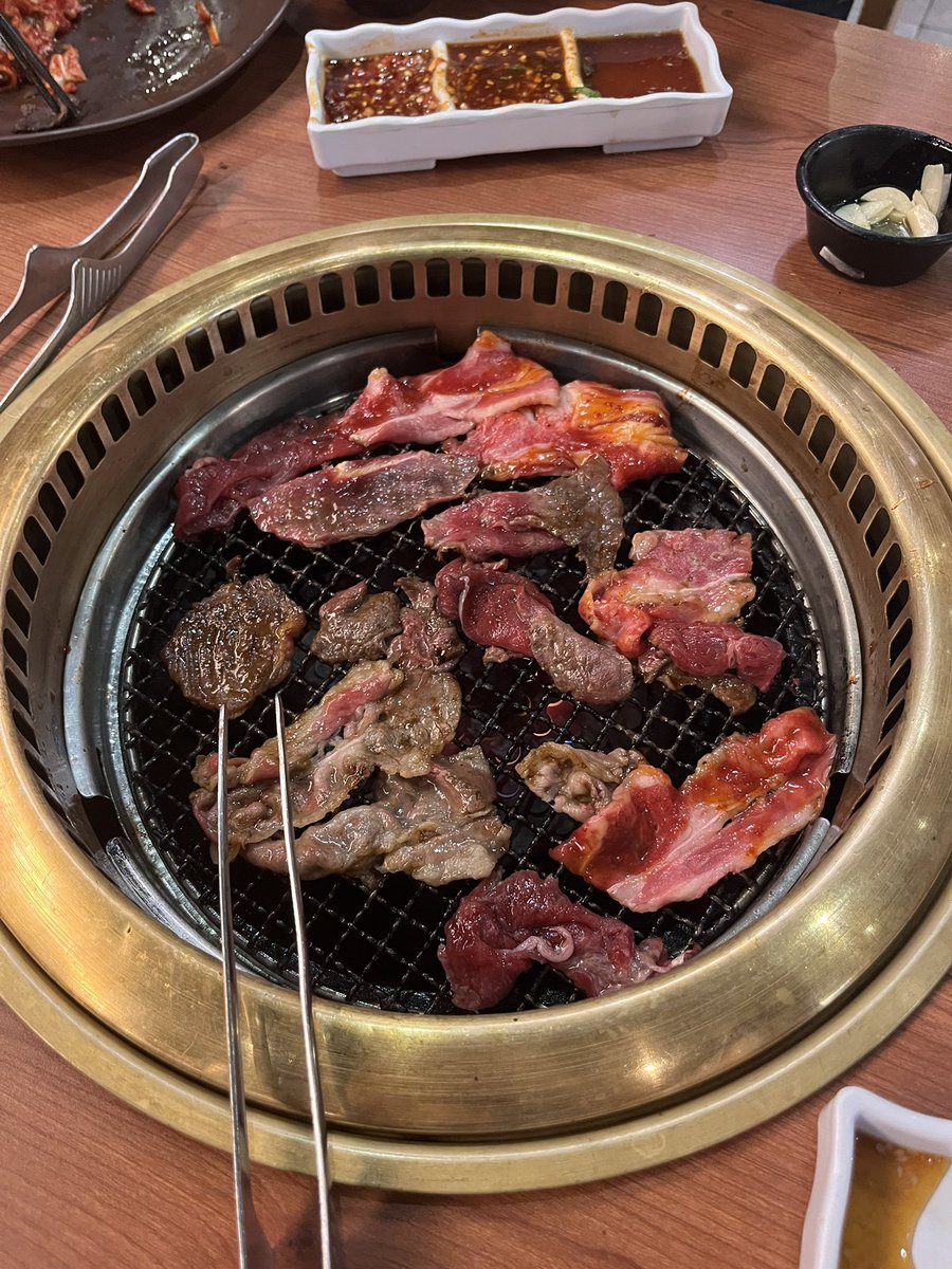 nayiyo 🍎 tweet media