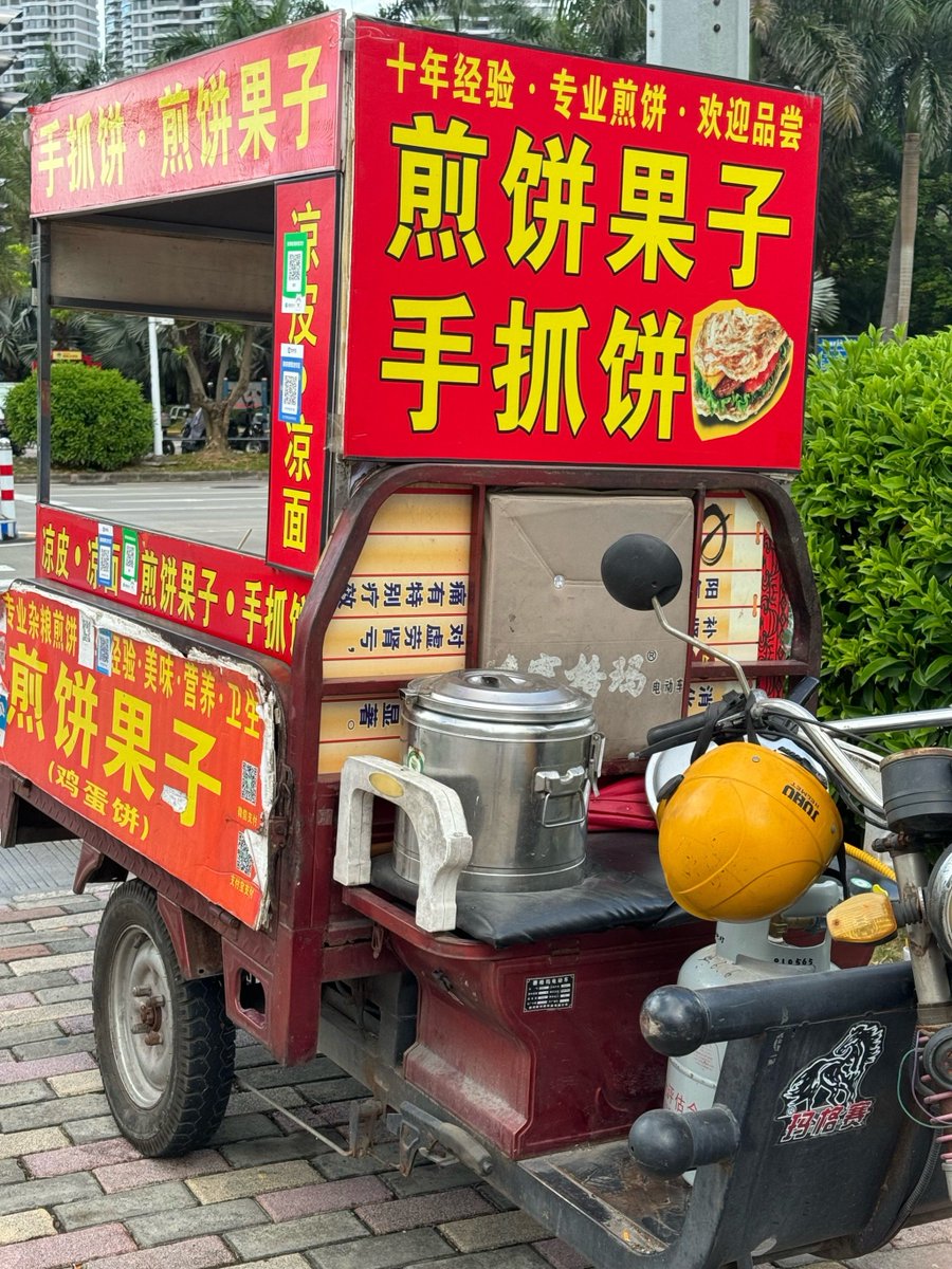 lesley atkin tweet media