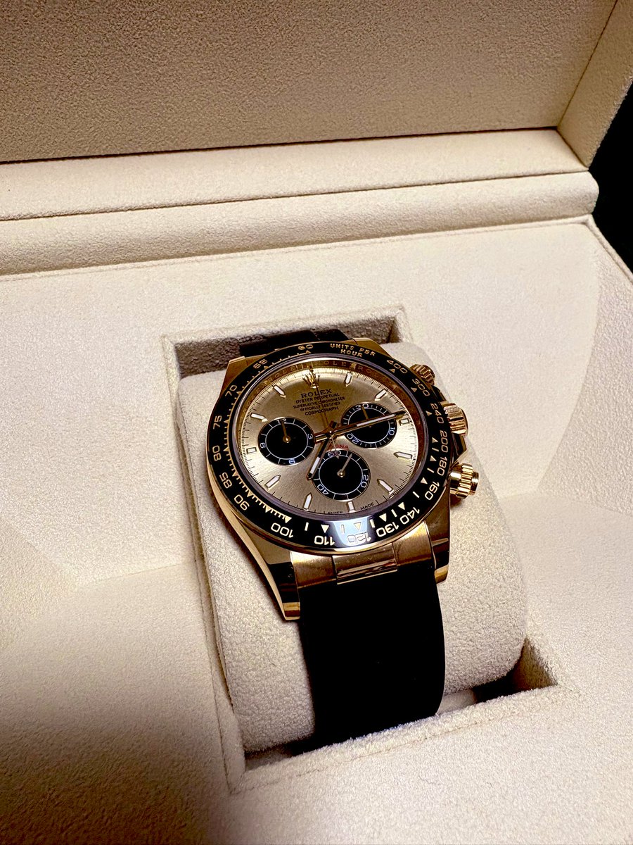 スニゆず tweet media