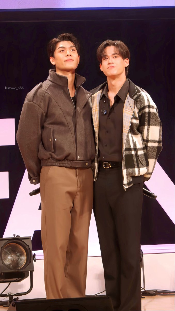 20260322

So cute🥺💞

#JGFANDAY30XTOKYO
#GMMTVFANDAY30
#JossGawin #จอสกวิน
#JossWayar #GawinCaskey