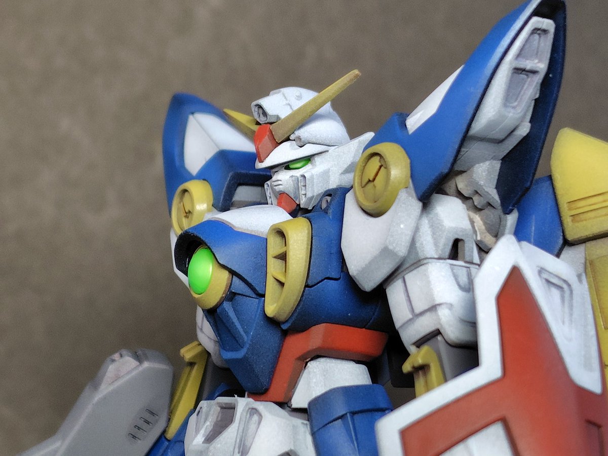 balpanther's tweet image. EG ウイングガンダム完成！！
変形が潔くオミットされてたり、ビームサーベルが着かなかったりするが細かい事は気にしない。
＃新機動戦士ガンダムW
＃ガンプラ　
＃ENTRYGRADE