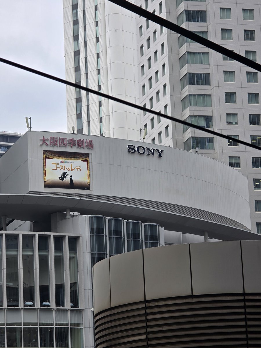 ナホン tweet media