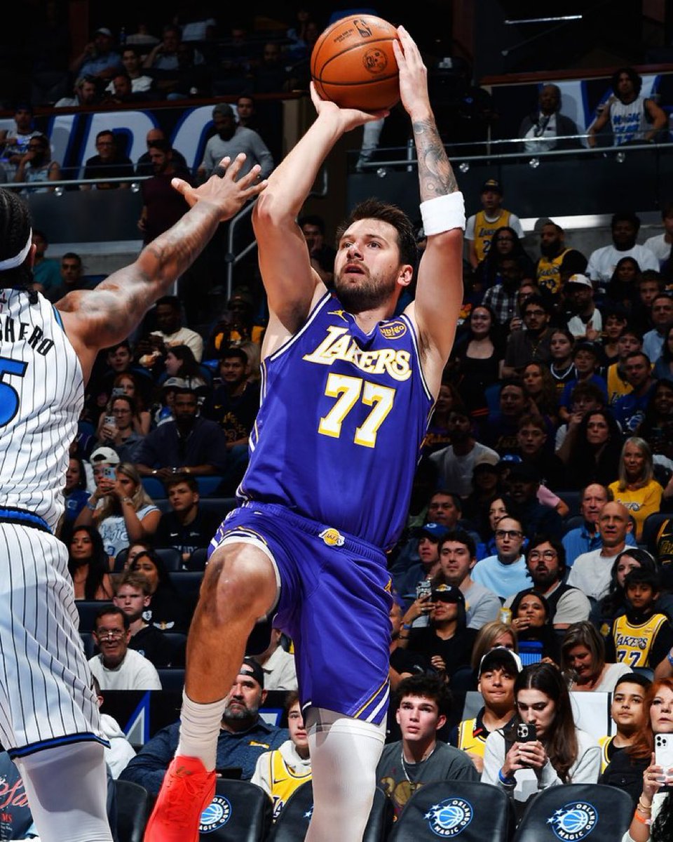 LakersLead's tweet photo. THE NEW FACE OF THE LEAGUE https://t.co/vi3TImxnO8
