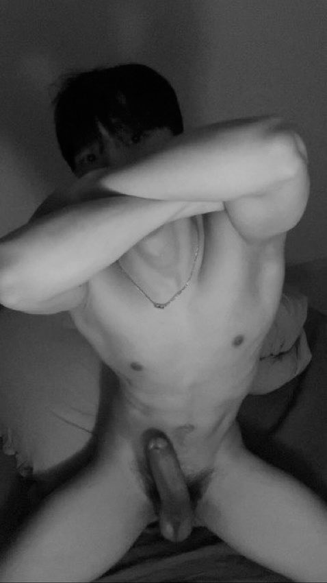 공허해 tweet media