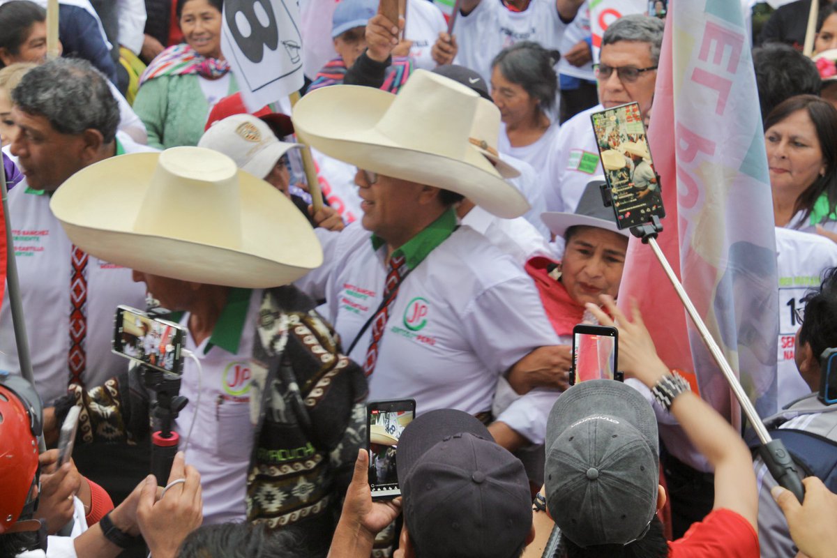 Roberto Sánchez Palomino tweet media