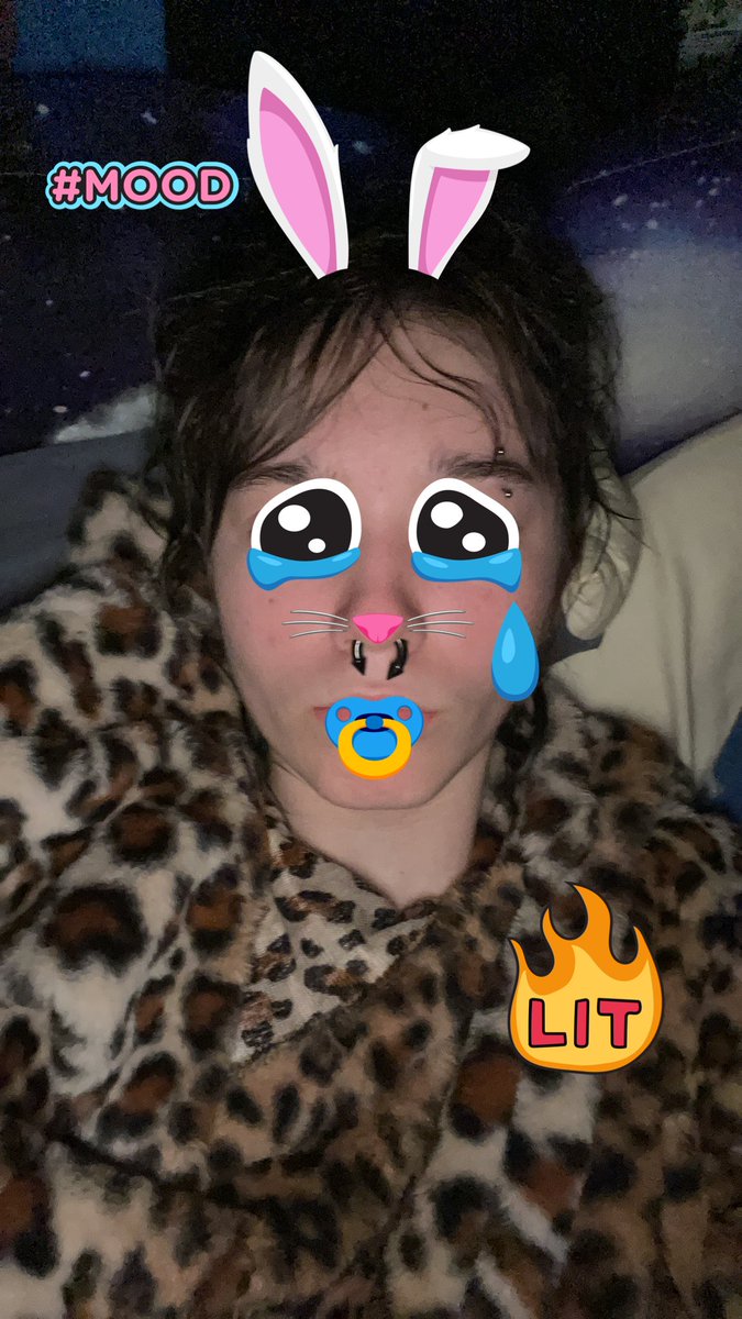 angelopiantubes's tweet image. Eyebrow piercing is making me #heal