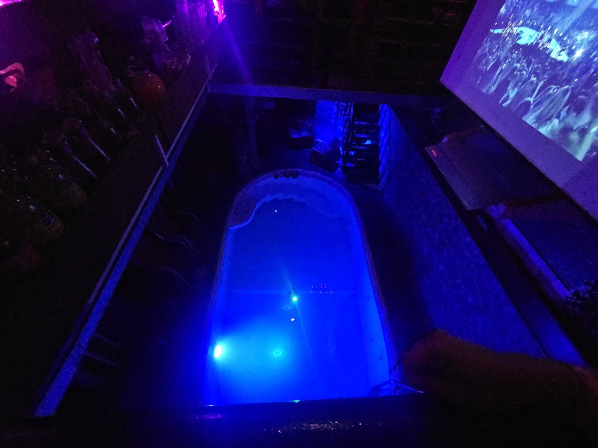 Euny y Alberto tweet media