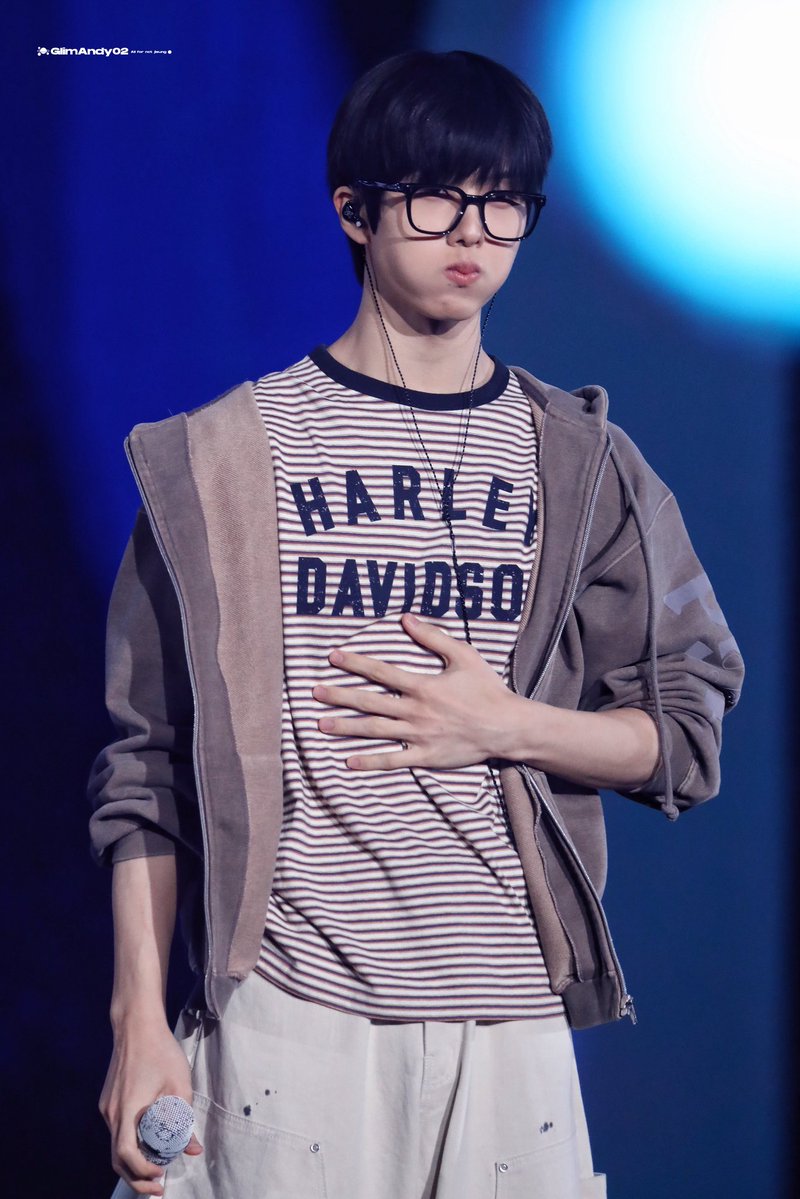 GlimAndy02 tweet media