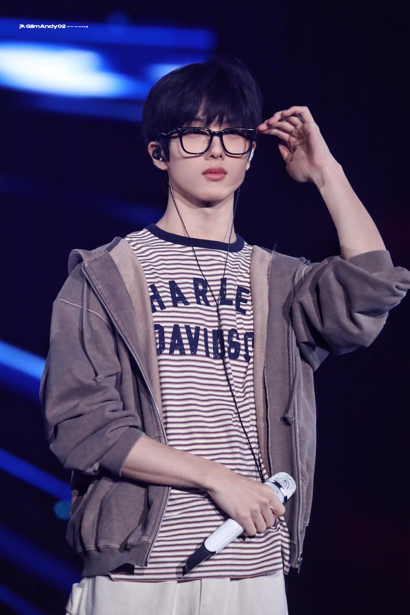 GlimAndy02 tweet media