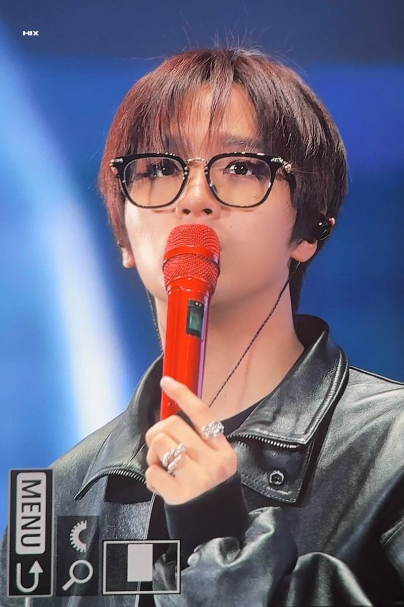 𝙃𝙄𝙓 tweet media