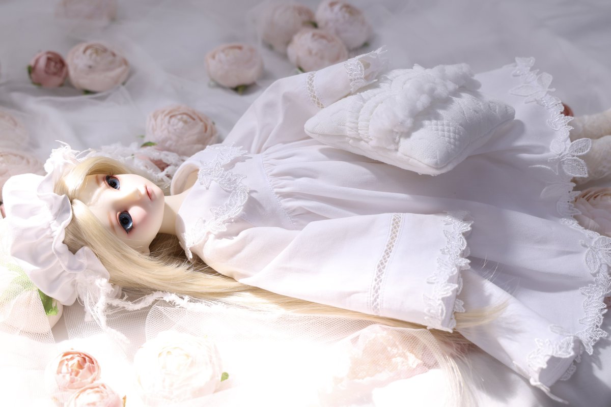 カノちゃんは何色の夢を見るのかな

négligée ☁️<a href="/vent_0328/">vent</a> 
studio☁️<a href="/_Lumiere_K/">Lumiere'k</a>