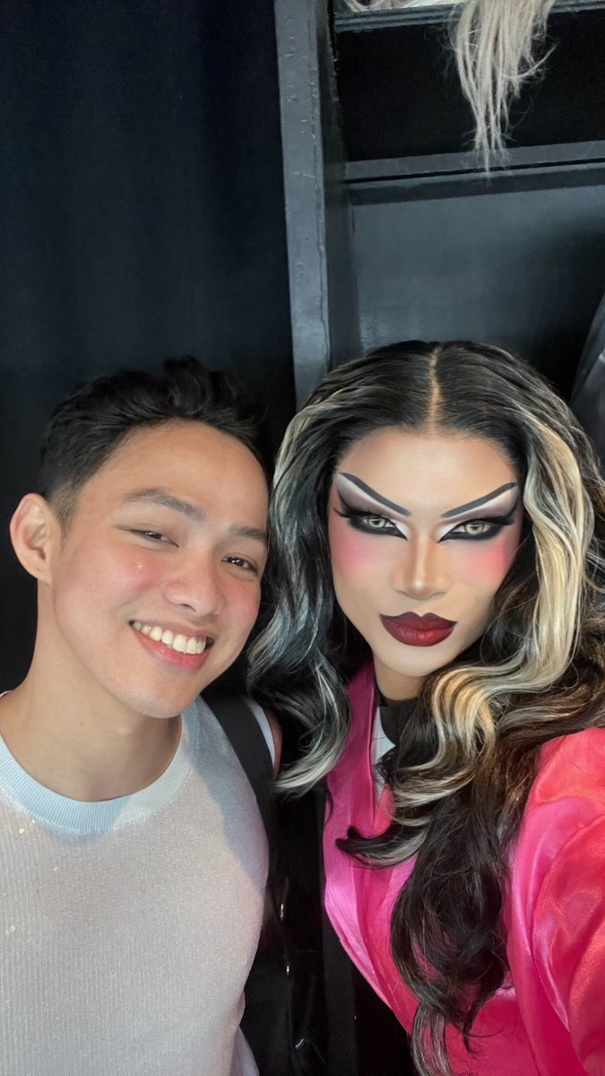 thejjames_'s tweet photo. sa tagal kong pabalik balik sa manila since 2022! lahat na nameet/nakita ko in person, sya nalang hindi. kaya i am so happy na atlast i met my ultimate drag inspiration huhu kung alam niyo lang! nagkwentuhan pa kami omgggg! i love you so much my queen huhu @brigiding 🥺❤️ https://t.co/2AheWSA1aI