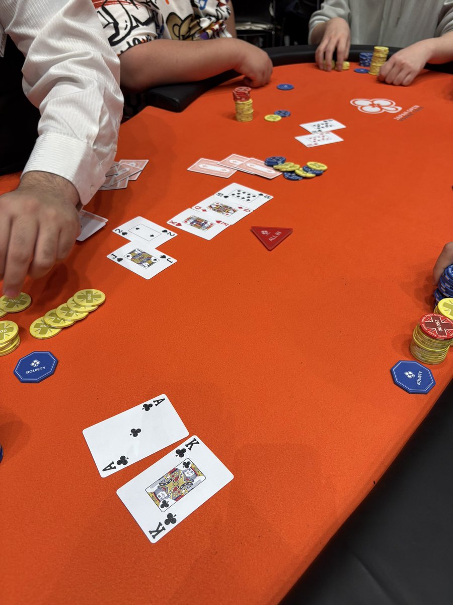 おだ のぶなが tweet media