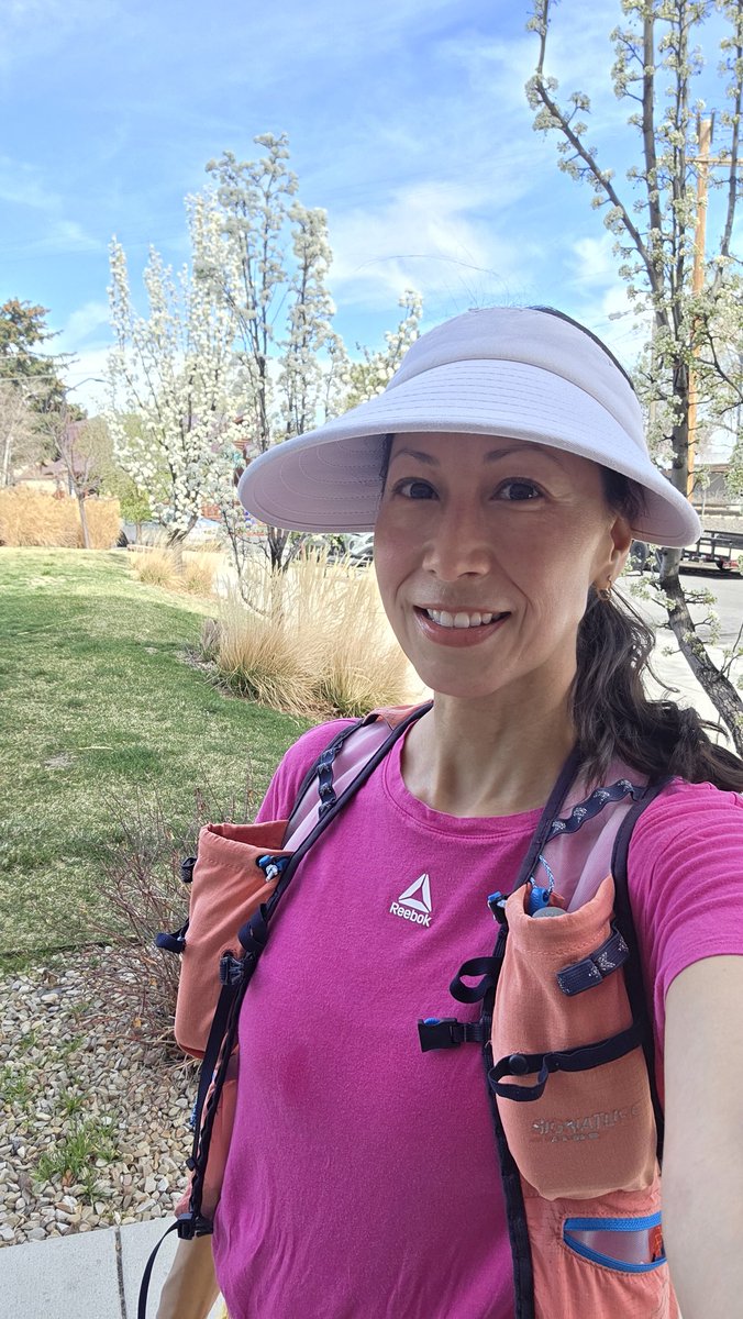 SamanthaAguero0's tweet image. Spring is here! 
Time to start complaining about hot weather 😂

#running #garmin #beatyesterday