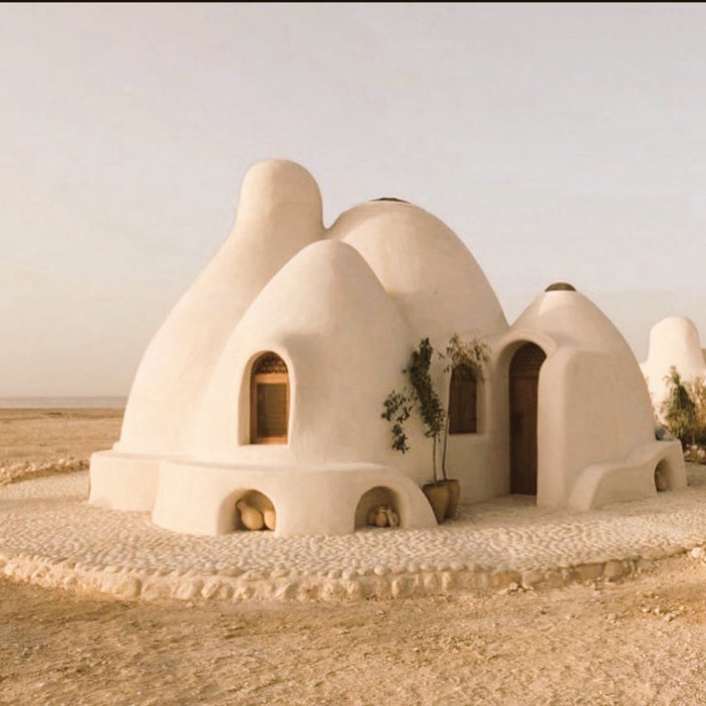 This is world tweet media