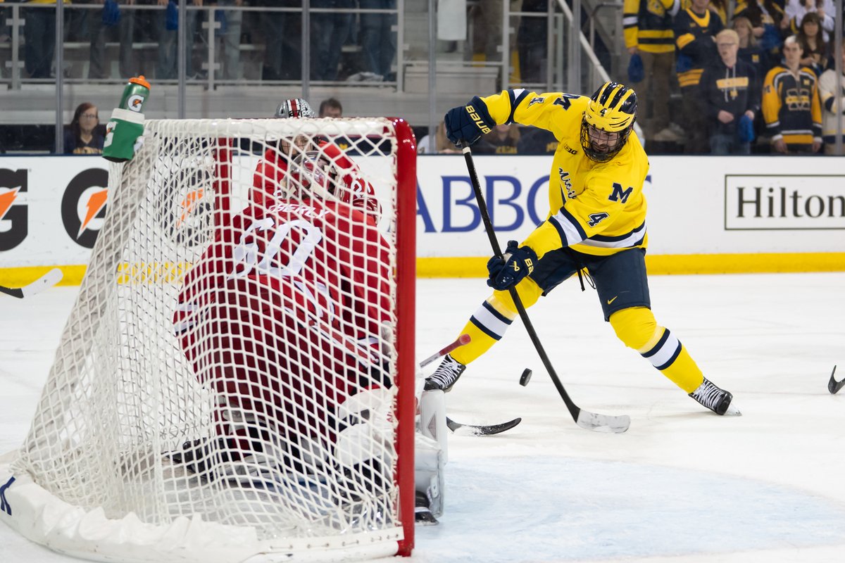 Michigan Hockey tweet media