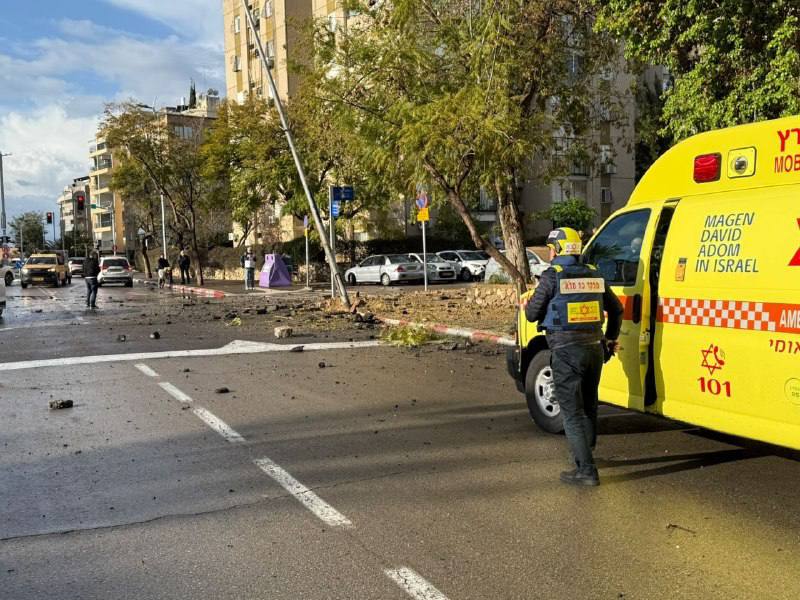 EarlyInfoByAR's tweet image. #IsraeliMedia 
🔸Direct hit in Holon