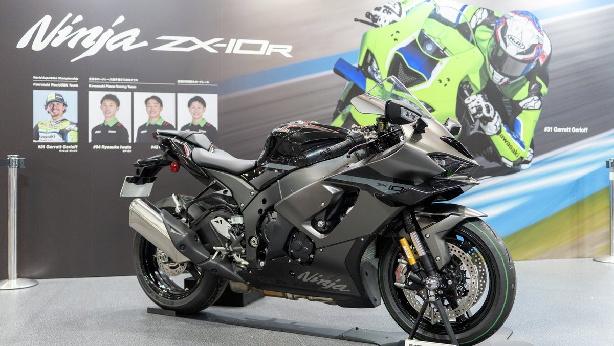 第42回大阪モーターサイクルショー】 カワサキブースで人気の新型Ninja