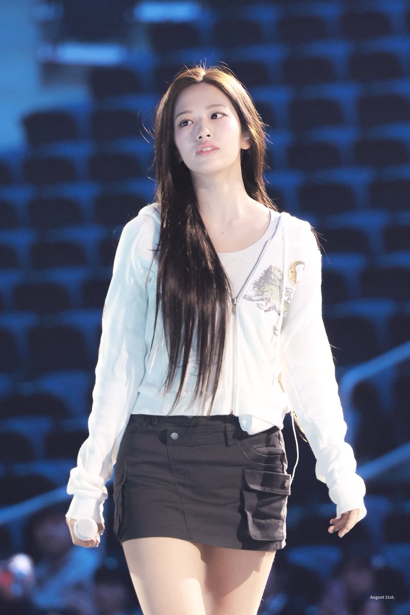 8월의 마지막 날 (August 31st.) tweet media