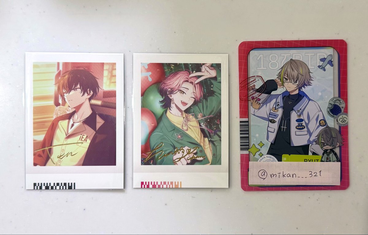 mikan__321's tweet photo. 【交換】18TRIP エイトリ ぱしゃこれ 箔押し

<譲>
画像参照
ぱしゃこれ：添(前)、千弥(後)

<求>
同種 琉衣

・箔同士の交換
・前⇔前、後⇔後での交換

郵送にて交換希望です。
検索からもお気軽にお声がけください。 https://t.co/SaerN2gr1T