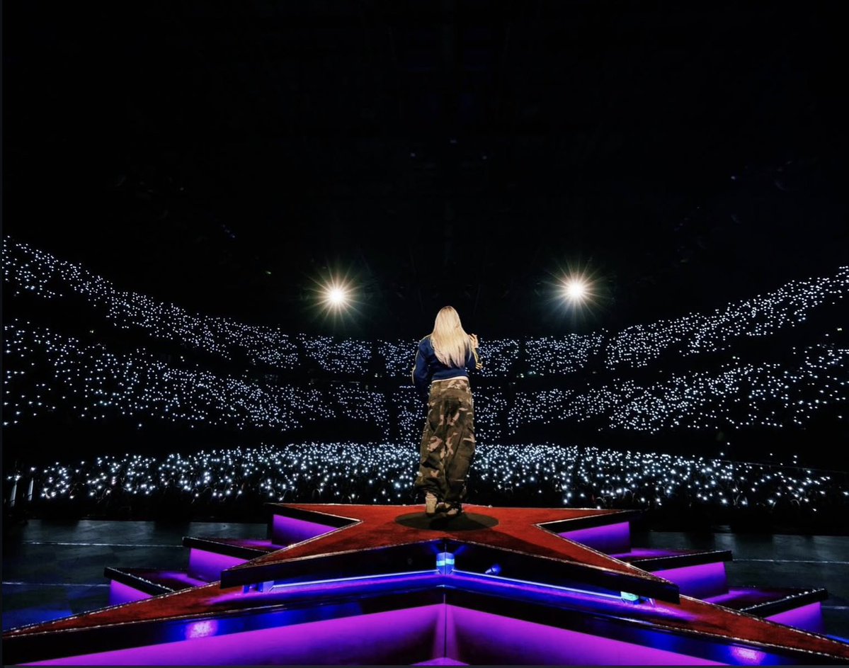 💬 🦖 tweet media