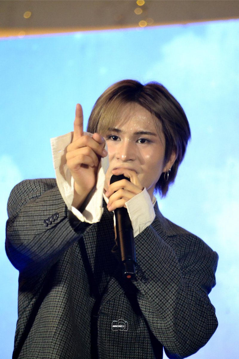 📸 of NINONG L tweet media