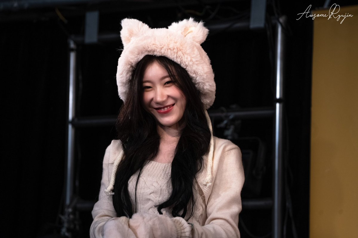 daily chaeryeong tweet media