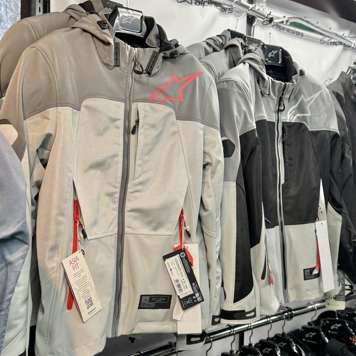 ?新作ジャケット続々入荷? Alpinestars × ROUGH&ROAD 限定コラボ 