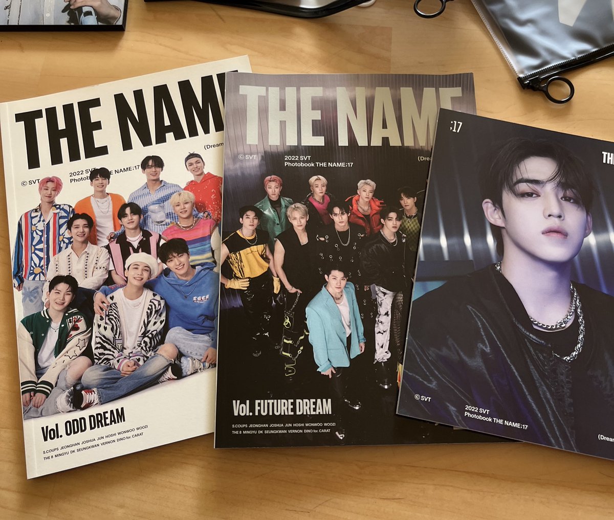 goose_526's tweet photo. 세븐틴 공식 굿즈
포토북 멤버십굿즈 생일굿즈 비공굿

일괄 5.0

에스쿱스 승철 정한 조슈아 지수 슈아 준 문준휘 원우 전원우 우지 지훈 호시 순영 민규 도겸 석민 명호 디에잇 승관 버논 디노 찬 svt new 앙콘 캐럿봉 sell pc 캐럿랜드 썬더 세봉 

Kkt
https://t.co/X7a7SnoDAQ

타래있음 https://t.co/txECNQfcKe