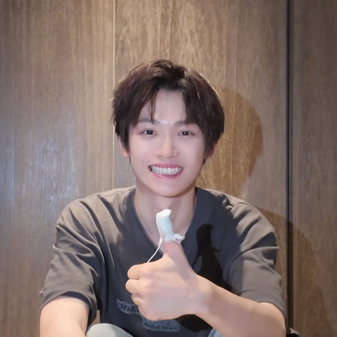กูตอนยิ้มให้กับปัญหาชีวิต :