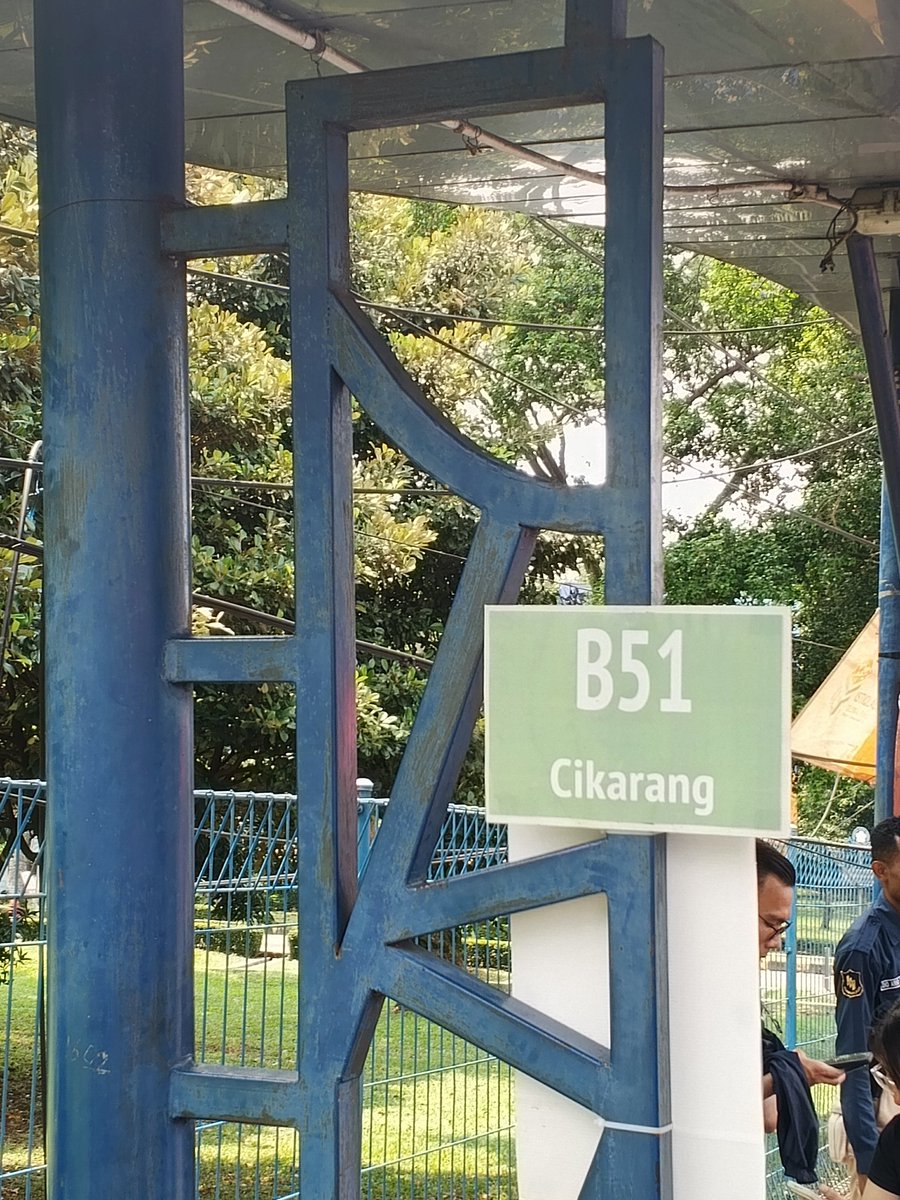 Busway Fans Club tweet media