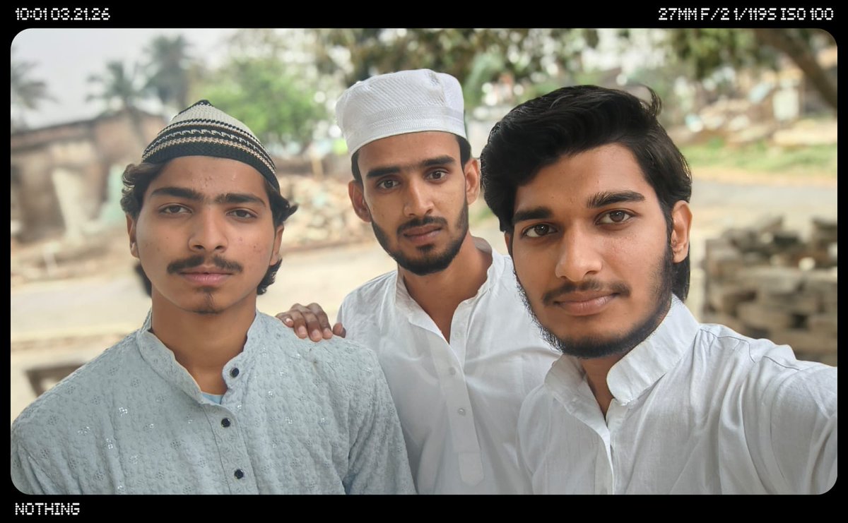 EnamShaikh07's tweet photo. Festivals are just an excuse, the real joy is spending time with friends. Some beautiful memories from yesterday. 🌙❤️

​#Eid2026 #FriendsForever #EidVibes #Brotherhood #Memories https://t.co/59fXVATo3f