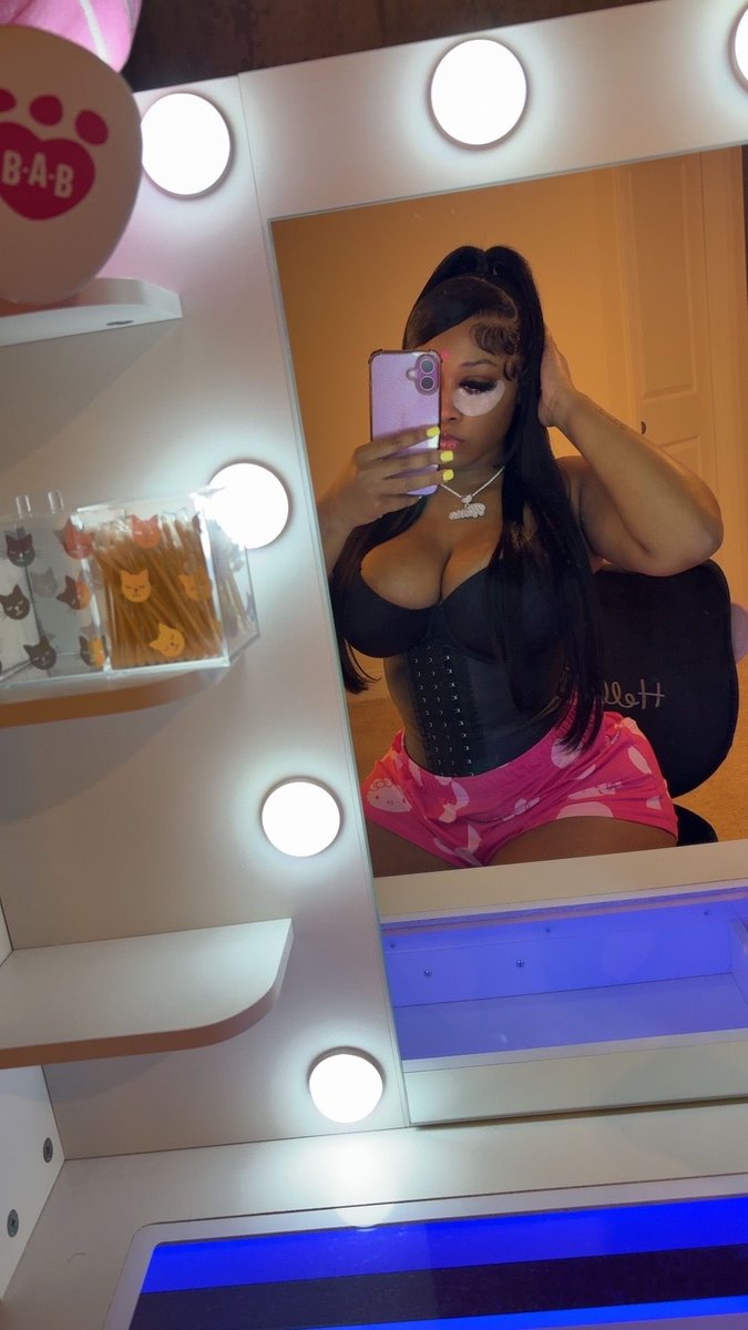 Beauty&class tweet media