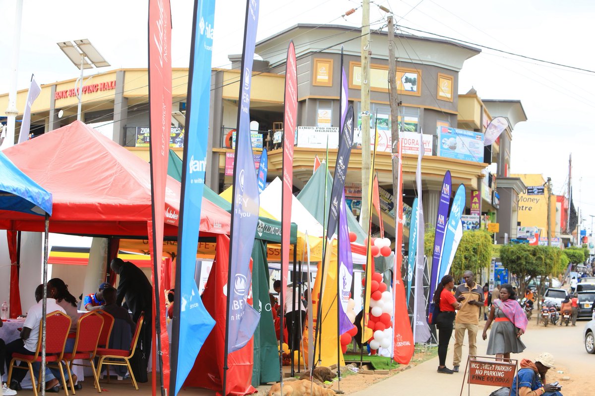 RoseBatunga91's tweet photo. THE ANNUAL INSURANCE WEEK
As your brand ambassador, I'm inviting YOU Once Agin to check out the awesome stalls lined up From insurance consultations to cool giveaways, you won't want to miss it! Visit us and let's talk insurance
At Amazon space Mbarara
@IraUganda
#InsuranceWeek https://t.co/sC5h55dxKJ