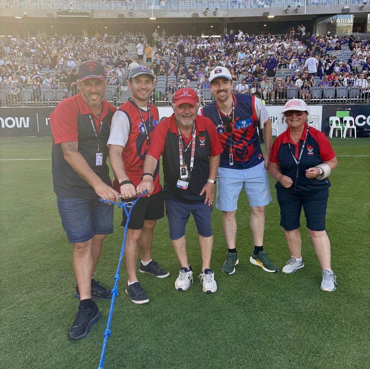 Demon Army tweet media