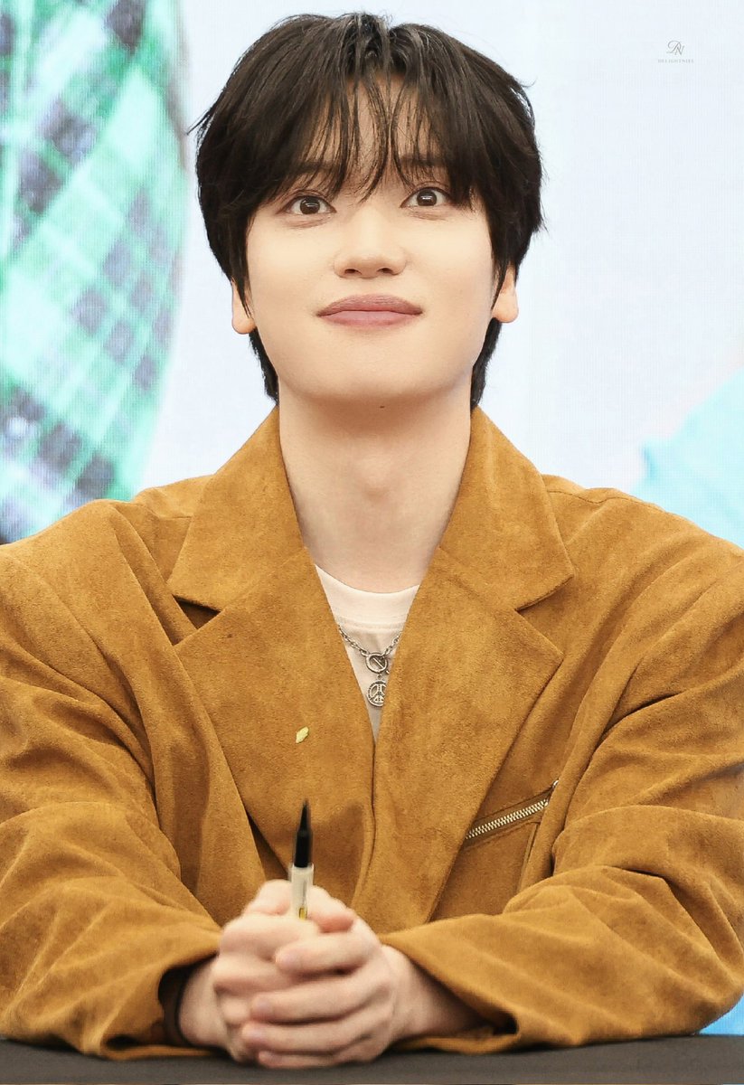 260320 헬로라이브 앵콜 대면 팬싸 

너무너무 예쁜 니에루😍

#니엘 #NIEL