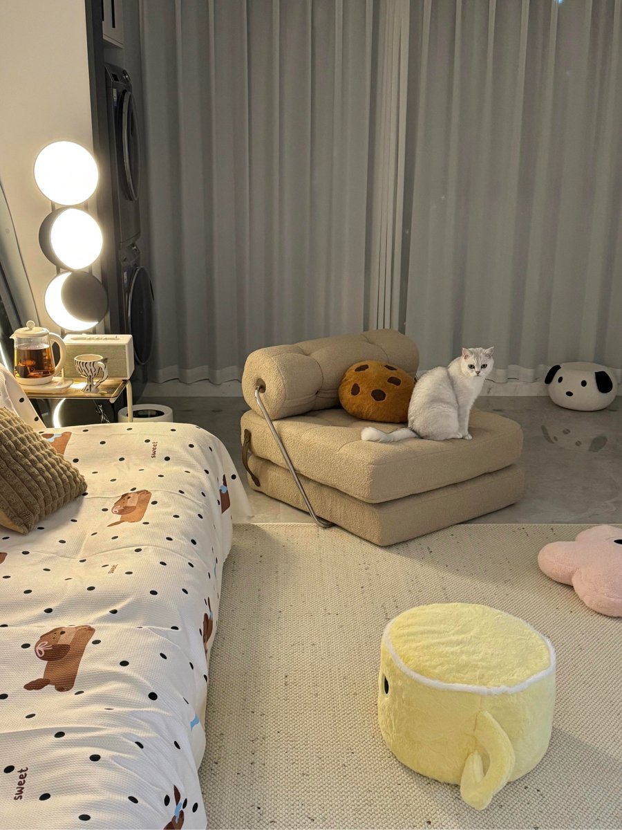 Carole Thomson tweet media