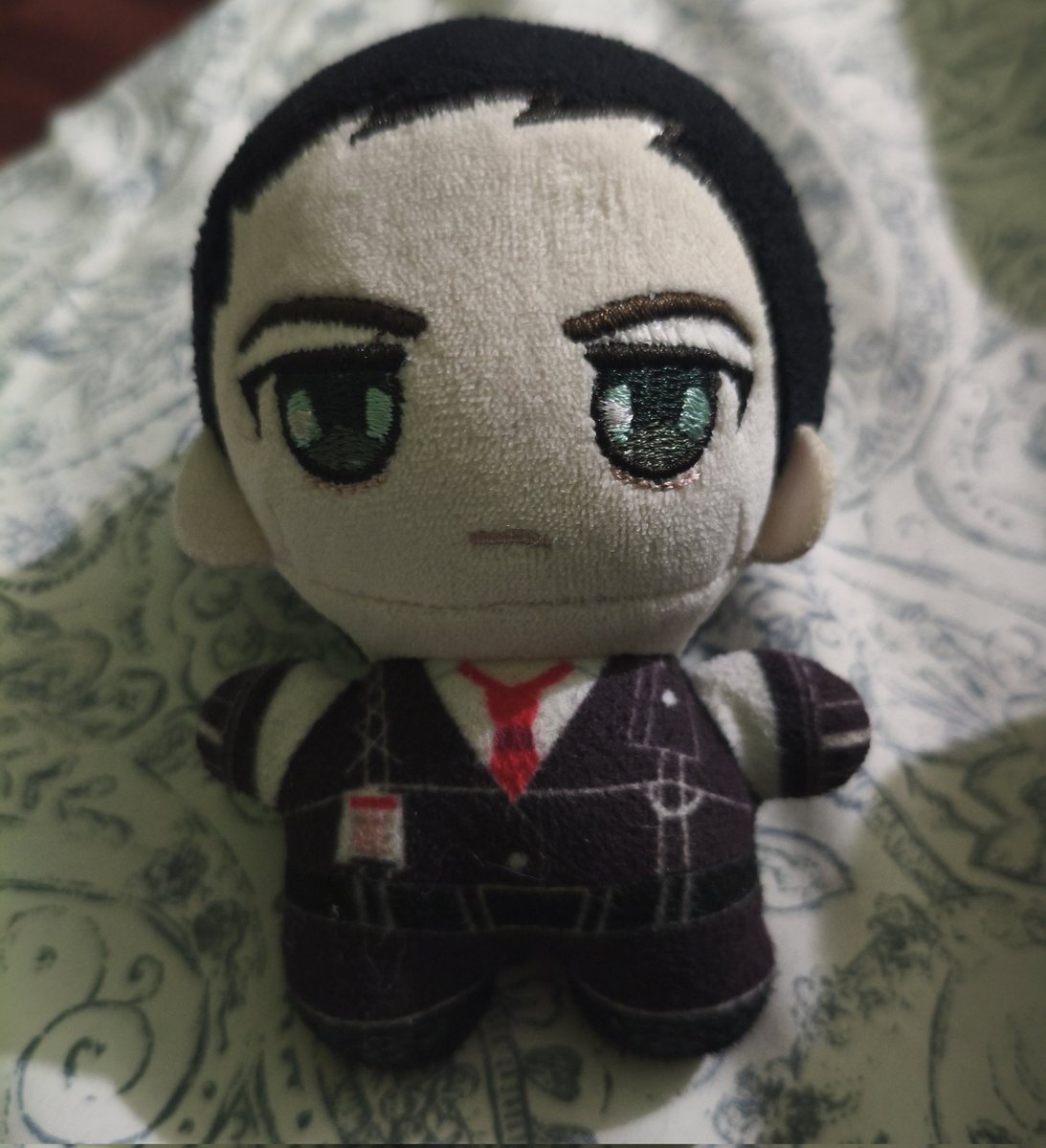 yuri slop tweet media